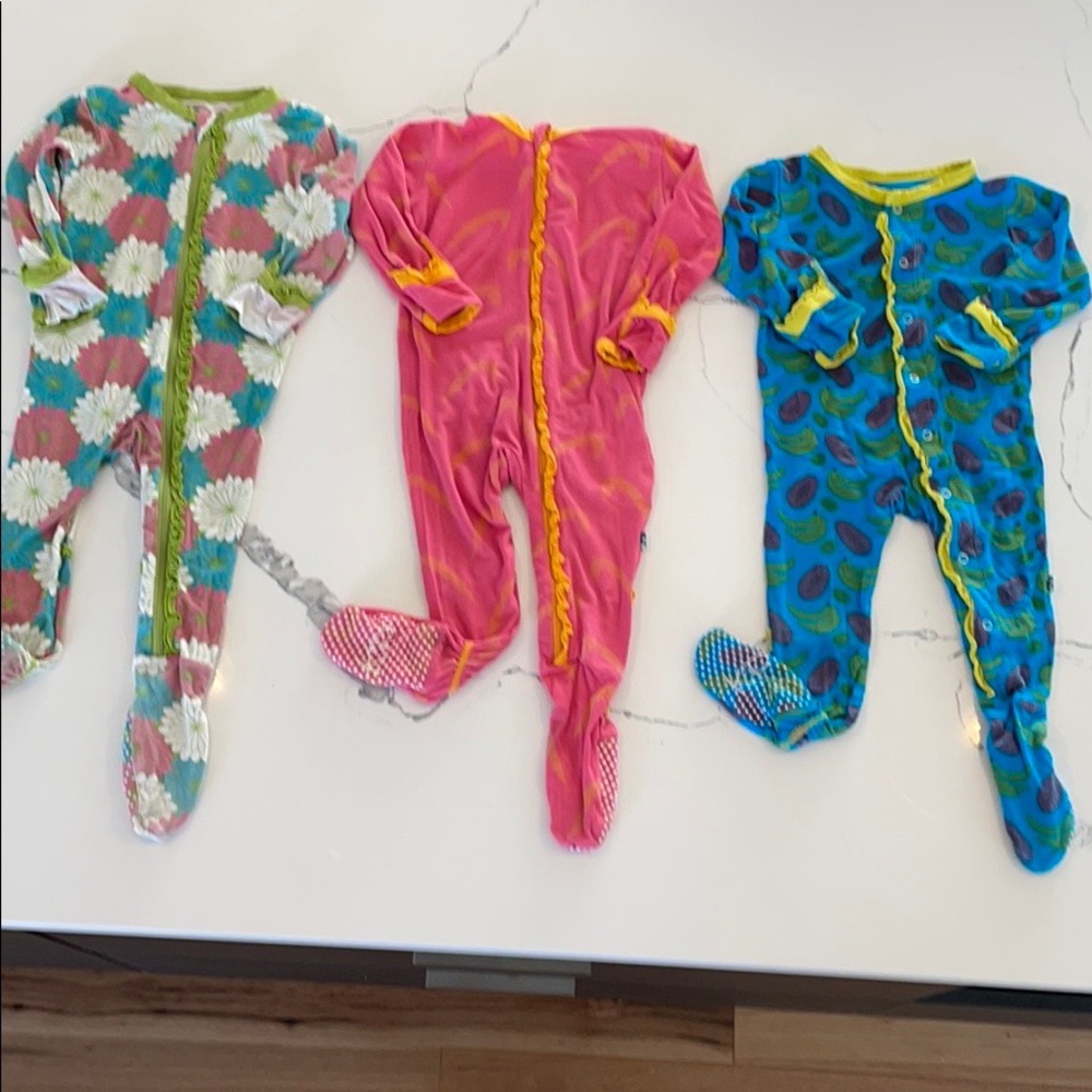 KicKee Pants 6-9 month lot